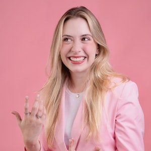 Karina Tronkos