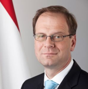 Tibor Navracsics