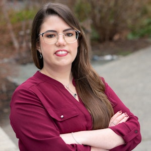 Dr. Karolina Valente