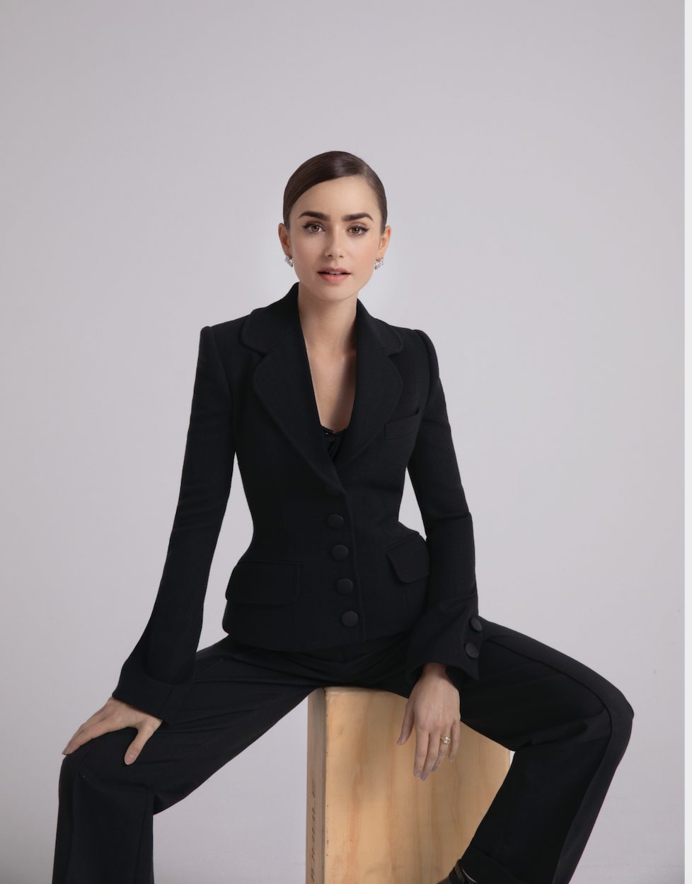 Lily Collins