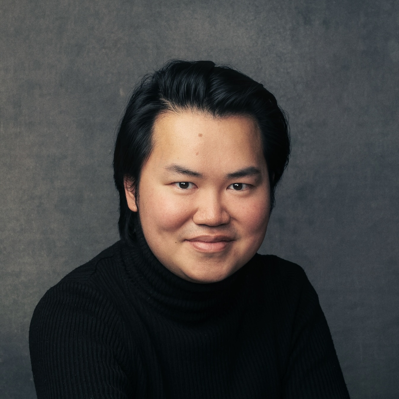 James Lo