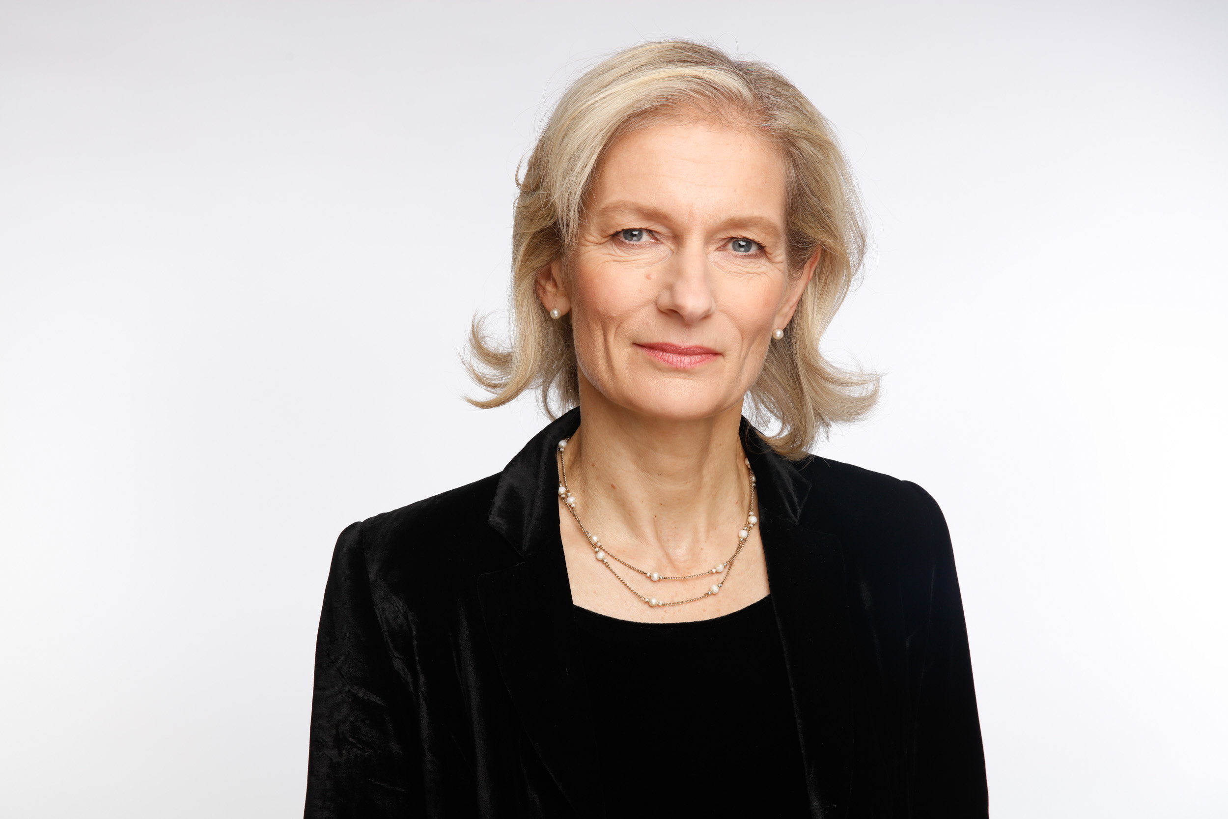Zanny Minton Beddos